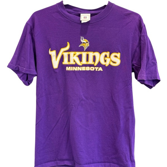 MN Vikings Tee Shirt Mens Size Medium Football NFL Minnesota Skol - Picture 1 of 4